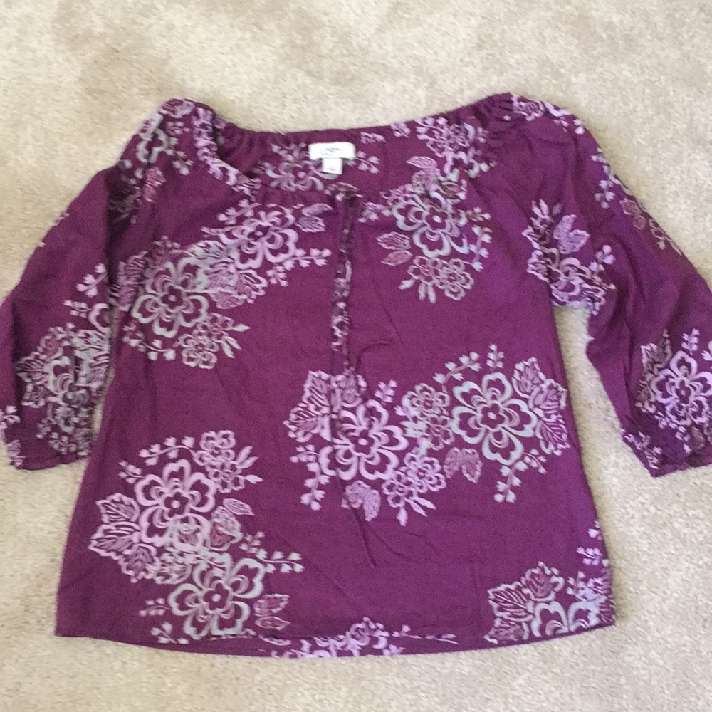 Light weight cotton pheasant blouse, lightly worn